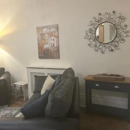 2 Jefferson House 1 Bed Serviced Town Center In Furness * Barrow-in-Furness