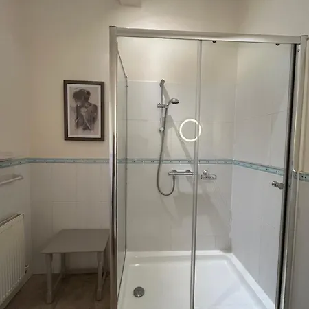 2 Jefferson House 1 Bed Serviced Town Center In Furness *